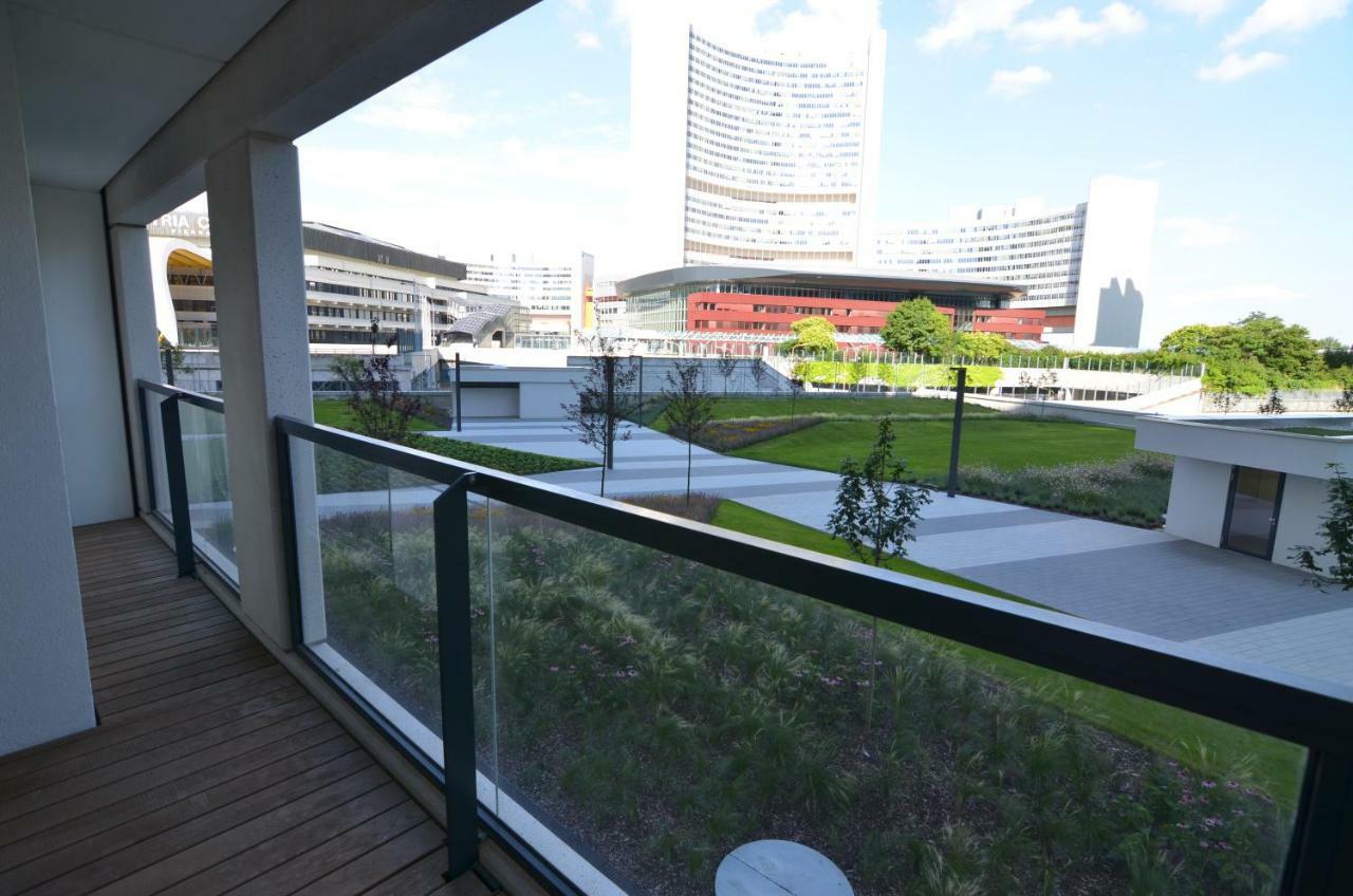 Apartment With Parking On Premise Viena Exterior foto