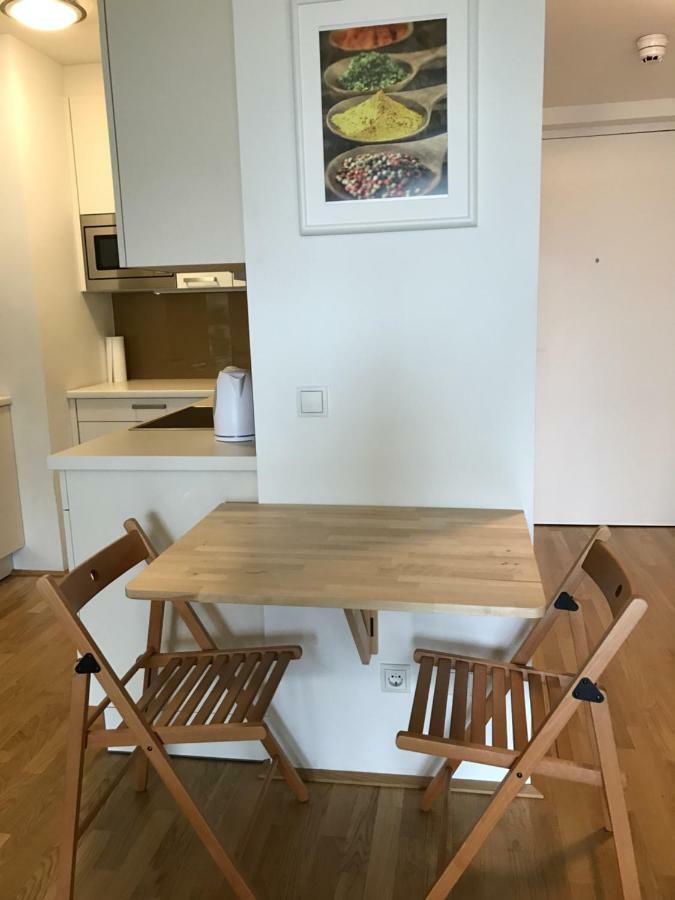 Apartment With Parking On Premise Viena Exterior foto