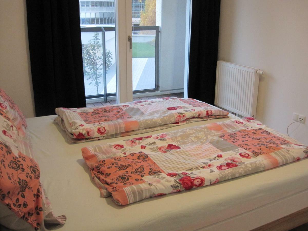 Apartment With Parking On Premise Viena Exterior foto